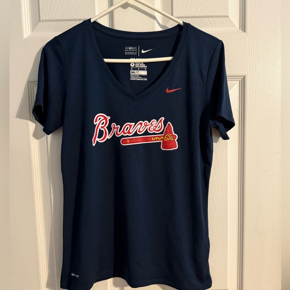 Nike Dri-FIT Atlanta Braves V-Neck T-Shirt – Size M